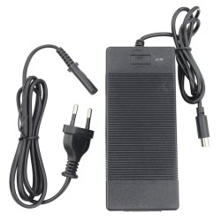 Chargeur de 36V 1,5A prise Jack large