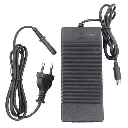 Chargeur de 36V 1,5A prise Jack large