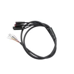 Câbles électriques avec connectiques étanches pour trottinette électrique