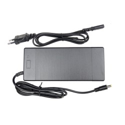 Chargeur 52V 2A prise jack