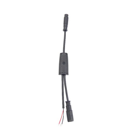 Connecteur de sortie d'alimentation pour trottinette équipée d'un écran central